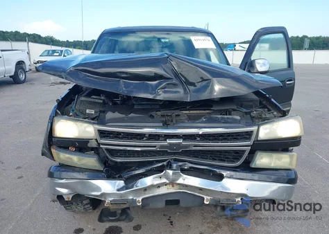 2006 Chevrolet Silverado 1500 Ls из США, поврежденный, VIN 2GCEK13V161237235